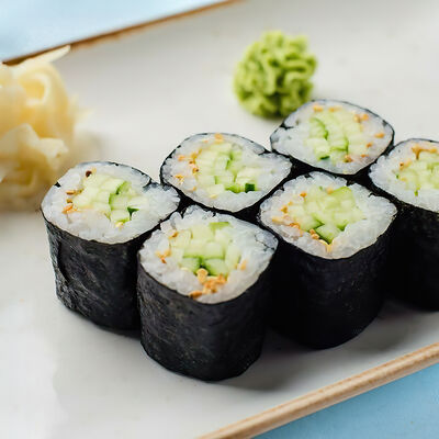 Ролл с огурцом в Терраса по цене 490 ₽