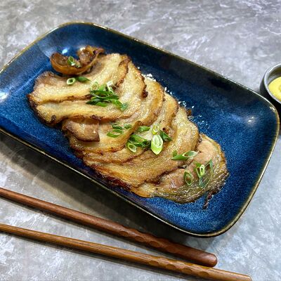 Свиной рулет Чар-Сиу в Нэцкэ по цене 449 ₽