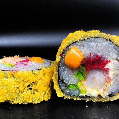 Темпур Хот-креветка в Роллс Ройс Суши по цене 590 ₽