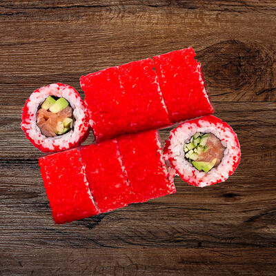 Ролл Калифорния с лососем в Умами суши по цене 595 ₽