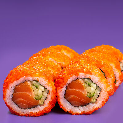 Калифорния с лососем в Food taxi по цене 499 ₽