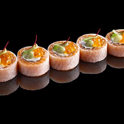 Сашими-ролл Филадельфия в Lucky fish по цене 490 ₽