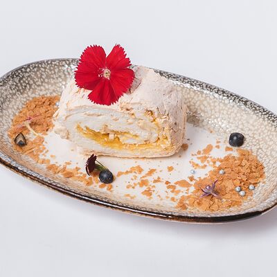 Меренговый рулет в Jack London по цене 450 ₽