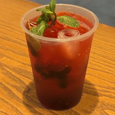 Лимонад Ягодный в Ками cafe club по цене 354 ₽