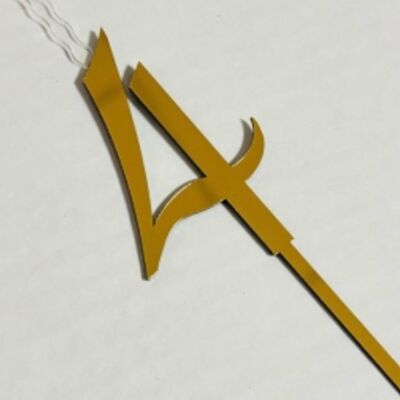 Свеча цифра 4 в Патисари по цене 154 ₽