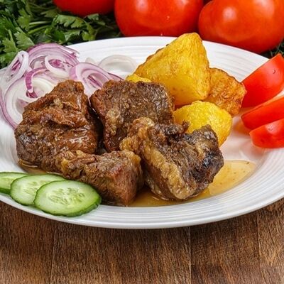 Казан-кебаб с говядиной в Aliya Uz-Food по цене 699 ₽
