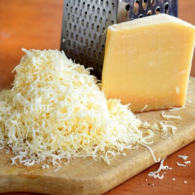 Сыр Пармезан в Панда Бистро по цене 72 ₽