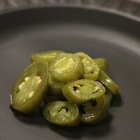 Перец халапеньо маринованный в Чебурекми