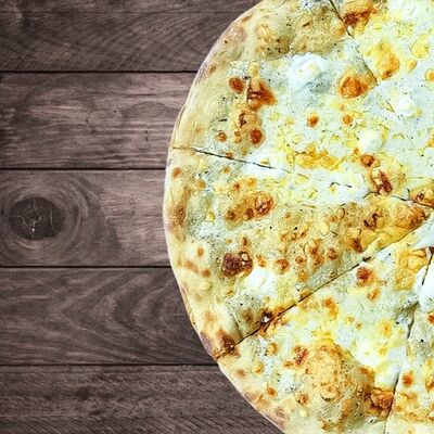 Пицца 4 Сыра в PIZZA LAB по цене 570 ₽