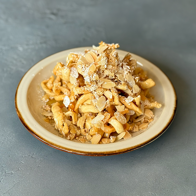 Чак-чак с медом в Чайхана Баранжар по цене 455 ₽