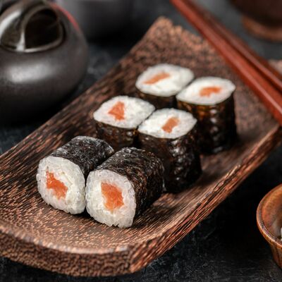 Ролл Чиз сяке в СушиСтор по цене 179