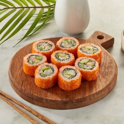 Калифорния с креветкой в CHAKRA SUSHI по цене 1225 ₽