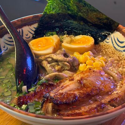 Бульон средней плотности острый Carry ramen в Ramen Rebel по цене 640 ₽