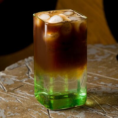 Эспрессо-тоник Хуго объем на выбор в BEATS BREW по цене 550 ₽