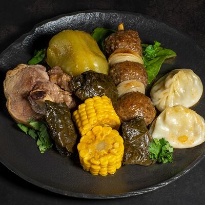 Ассорти по-восточному в Плов & Лагман по цене 895