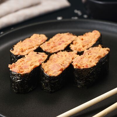 Гунканы с тунцом в Хорошие руки - Роллы по цене 970 ₽