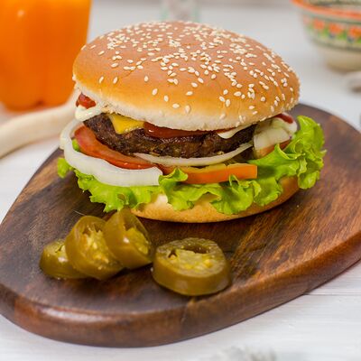 Мексиканский острый бургер большой в Гурмания по цене 469 ₽