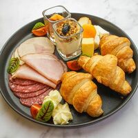 Континентальный завтракв The Brasserie