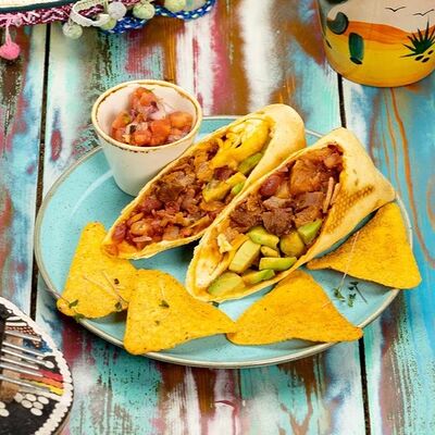 Буррито со свининой и авокадо в Burritos по цене 500 ₽