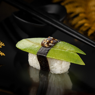 Суши Авокадо в СушиСтор по цене 99