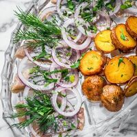 Олюторская сельдь в Леопольд