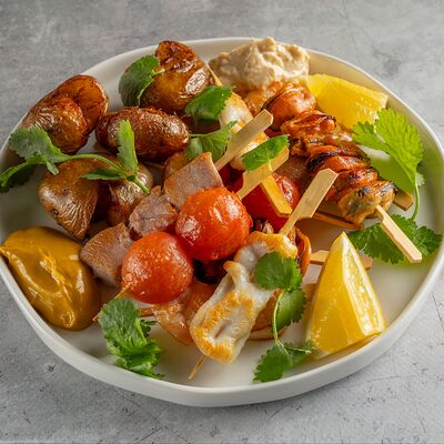 Мини-шашлычки из морепродуктов в Мидийное место по цене 1362 ₽