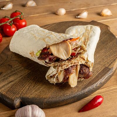 Донер с говядиной и грибами в НАШ Шеф Донер по цене 649 ₽