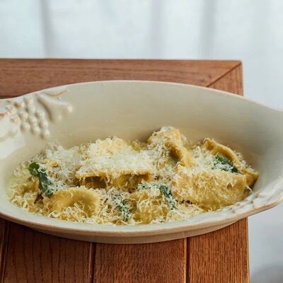 Равиоли из телятины в ROMO по цене 1135 ₽