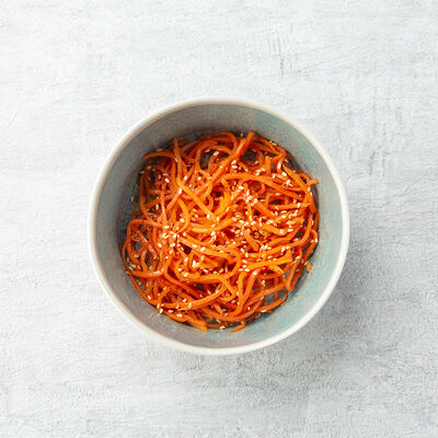 Морковь по-корейски в OMO Korean Food по цене 200 ₽