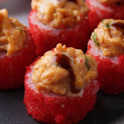 Феникс с креветкой холодный в Sushist по цене 590 ₽