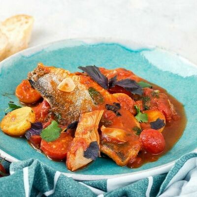 Рыба в томатном соусе в Пряности & Радости на Васильевском по цене 1200