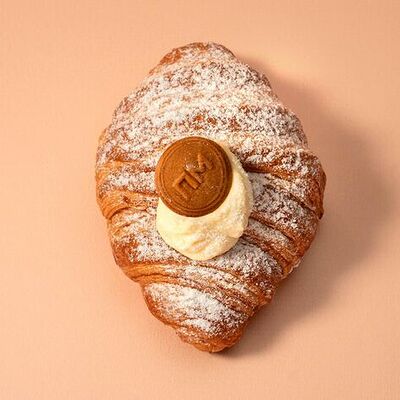 Круассан с заварным кремом в Кулинария Патрик & Мари по цене 303 ₽