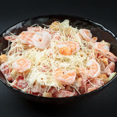 Салат Цезарь с креветками в Sushi Seven по цене 489 ₽