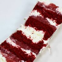 Торт в стакане Красный бархат с клубникой в МайПай