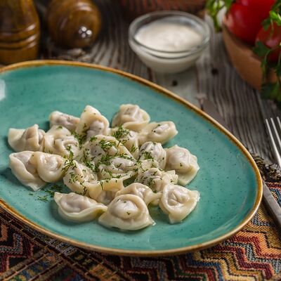 Пельмени отварные в Чайхана 64 по цене 380