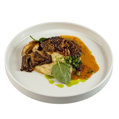 Язык кабана с трюфельным пюре в ЭРА по цене 1110 ₽