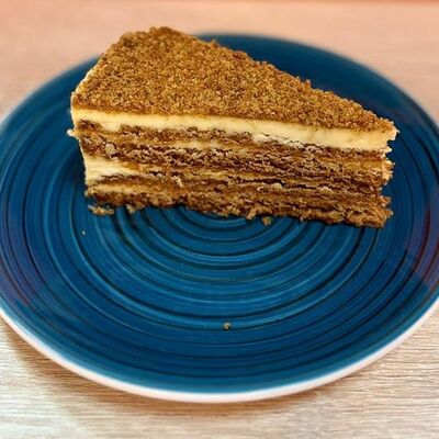 Торт Медовик в Аджапури по цене 250 ₽