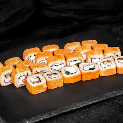 Сет Хрустящий в SushiRolls по цене 850 ₽