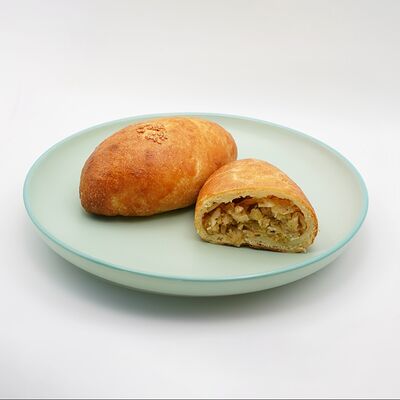 Пирожок с капустой в Кулинария Вилка - домашняя еда по цене 79 ₽