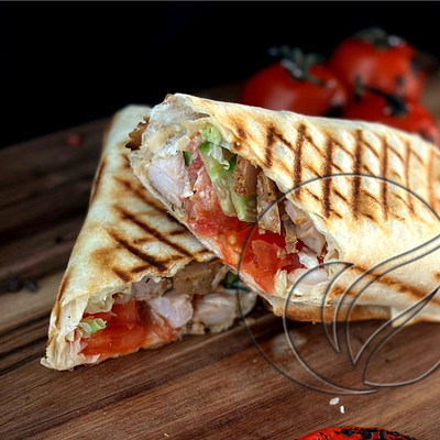 Шаурма классическая (курица) Большая в Leaf Bistro по цене 479 ₽