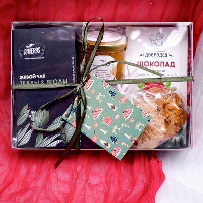 Подарочный набор с печеньем в Co'Zona по цене 2450 ₽