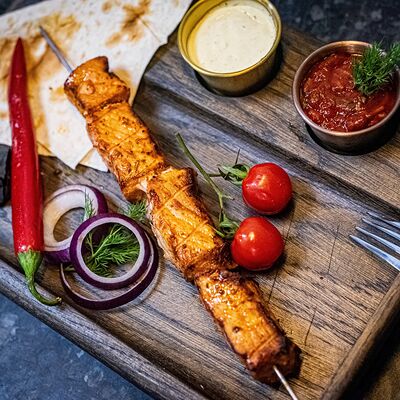 Шашлык на шпажках из свинины в Мангал & Кебаб по цене 420 ₽