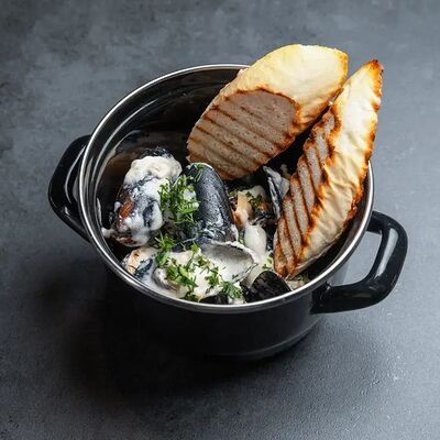 Мидии в сливочном соусе в Честнок по цене 531 ₽