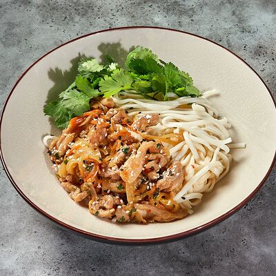 Лапша с курицей Пад-Тай в GASTROFISH по цене 617