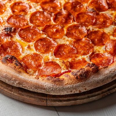 Пицца Пеперони в Густо & Пряно по цене 788 ₽
