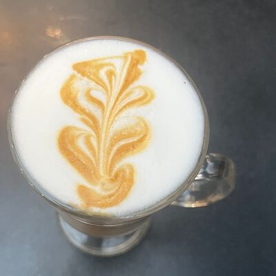 Капучино Банан в шоколаде в Dr coffeer по цене 289 ₽