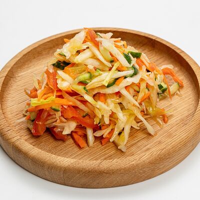 Салат из капусты с овощами в Матрешкино по цене 145 ₽