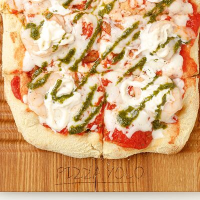 Креветка-страчателла-песто в Pizzayolo по цене 695 ₽