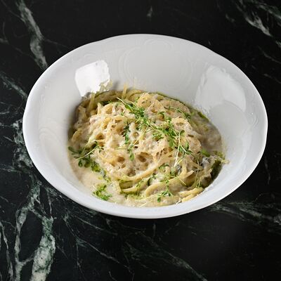 Карбонара из карасей в 12 kitchen & wine по цене 470 ₽