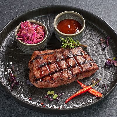 Стейк стриплойн в Lafa Lounge по цене 1850 ₽